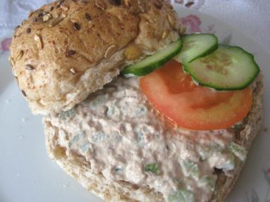 Zdjęcie - Pasta z tuńczyka i selera  naciowego  - Przepisy kulinarne ze zdjęciami