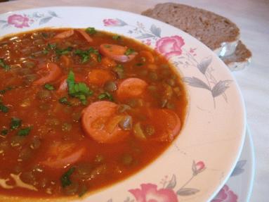 Zdjęcie - Čočková polévka s párkiem    - Przepisy kulinarne ze zdjęciami