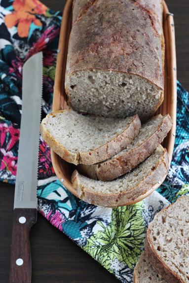 Zdjęcie - Prosty chleb żytni na zakwasie - Przepisy kulinarne ze zdjęciami