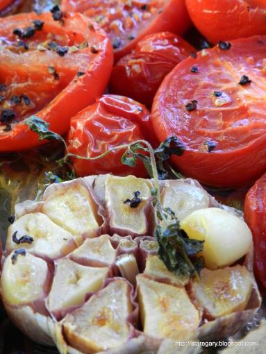 Zdjęcie - Chłodnik z pieczonych pomidorów - Przepisy kulinarne ze zdjęciami