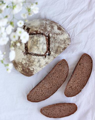 Zdjęcie - Pełnoziarnisty Tartine bread - Przepisy kulinarne ze zdjęciami