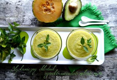 Zdjęcie - Chłodnik z ogórka, avocado i melona z miętą - Przepisy kulinarne ze zdjęciami