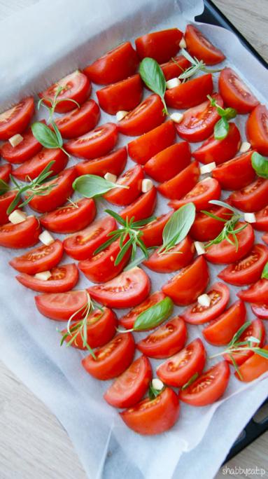 Zdjęcie - Pomidorowa z pieczonych pomidorów - Przepisy kulinarne ze zdjęciami