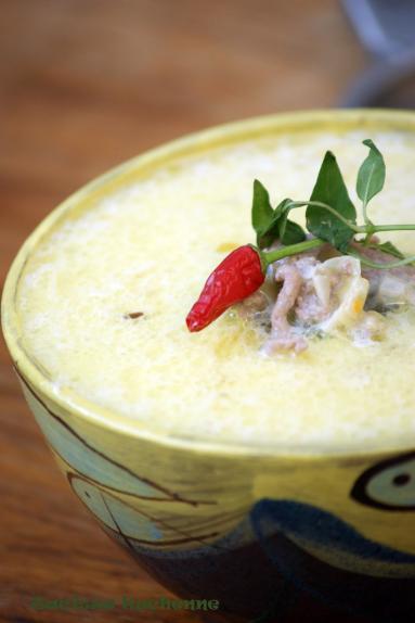 Zdjęcie - Serowa zupa bawarska z mięsem mielonym - Käsesuppe mit Hackfleisch - Przepisy kulinarne ze zdjęciami