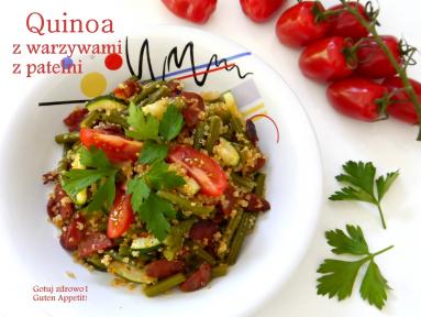 Zdjęcie - Quinoa z patelni z warzywami - Przepisy kulinarne ze zdjęciami
