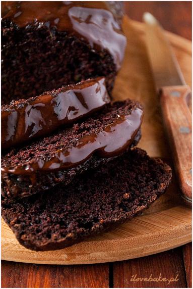 Zdjęcie - Ciasto czekoladowe z cukinią - Przepisy kulinarne ze zdjęciami