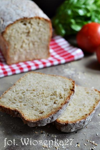 Zdjęcie - Chleb na owsiance - Przepisy kulinarne ze zdjęciami