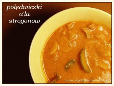 Zdjęcie - Polędwiczki wieprzowe a'la Strogonow  - Przepisy kulinarne ze zdjęciami