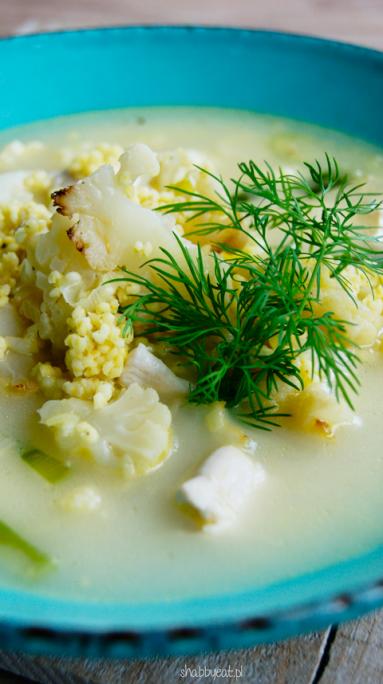 Zdjęcie - Zupa z pieczonego kalafiora - Przepisy kulinarne ze zdjęciami