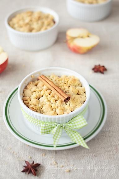 Zdjęcie - Korzenne crumble śliwkowo-jabłkowo - Przepisy kulinarne ze zdjęciami