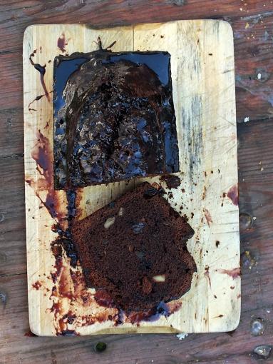 Zdjęcie - czarne ciasto halloweenowe - jeszcze z PRLu dla NieAlergika - Przepisy kulinarne ze zdjęciami