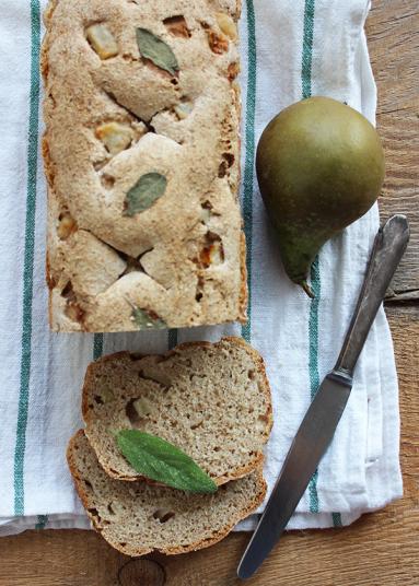 Zdjęcie - Chleb gruszkowy na zakwasie - Przepisy kulinarne ze zdjęciami