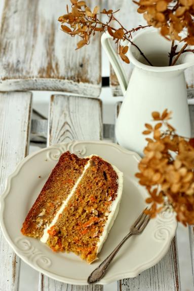 Zdjęcie - Ciasto marchewkowe - najlepsze - Przepisy kulinarne ze zdjęciami