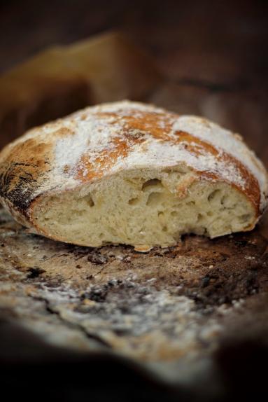 Zdjęcie - Prosty chleb pszenny - Przepisy kulinarne ze zdjęciami