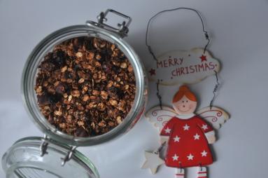 Zdjęcie - Świąteczna granola - Przepisy kulinarne ze zdjęciami
