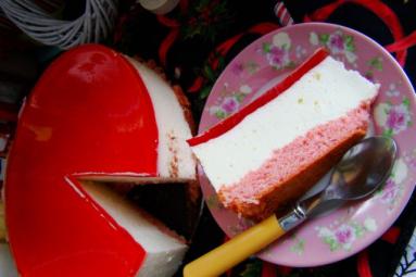 Zdjęcie - Różowy sernik na zimno - Przepisy kulinarne ze zdjęciami