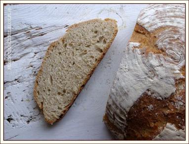 Zdjęcie - Pszenno-żytni chleb na zakwasie - Przepisy kulinarne ze zdjęciami
