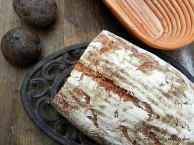 Zdjęcie - Chleb z burakiem - styczniowa piekarnia - Przepisy kulinarne ze zdjęciami