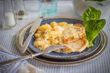 Zdjęcie - Kotlet wieprzowy w sosie musztardowym - Przepisy kulinarne ze zdjęciami