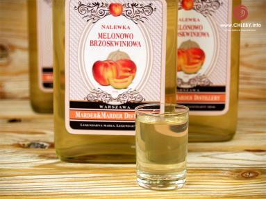 Zdjęcie: Nalewka melonowo-brzoskwiniowa Zdjęcie - Nalewka melonowo-brzoskwiniowa - Przepisy kulinarne ze zdjęciami