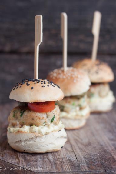 Zdjęcie - Mini Fishburger - Przepisy kulinarne ze zdjęciami