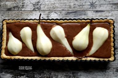 Zdjęcie - Tarta czekoladowo-orzechowa z gruszkami ( wypieki bez cukru) - Przepisy kulinarne ze zdjęciami