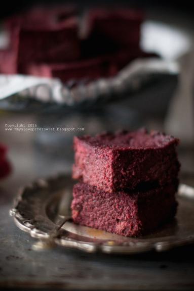 Zdjęcie - Paleo &#39;brownie&#39; z buraków (Paleo chocolate beetroot cake). - Przepisy kulinarne ze zdjęciami