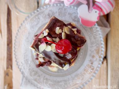 Zdjęcie - Najłatwiejszy mazurek z kajmakiem i czekoladą / Easy dulce de lece and chocolate tart - Przepisy kulinarne ze zdjęciami