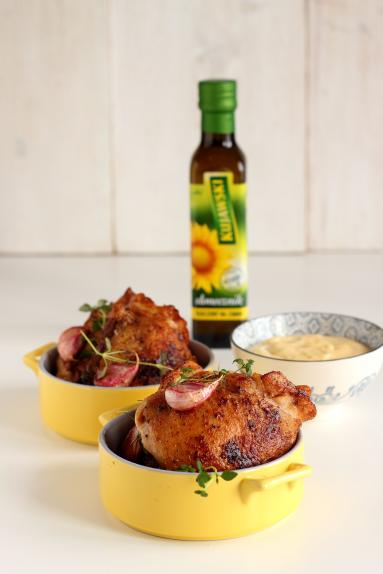 Zdjęcie - Kurczak z ziołowo-cytrynowym majonezem - Przepisy kulinarne ze zdjęciami