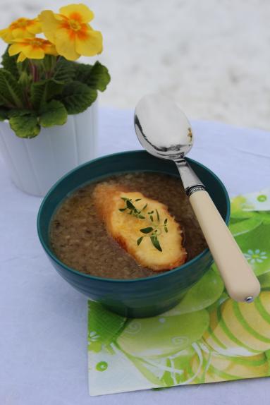Zdjęcie - Zupa cebulowa - Przepisy kulinarne ze zdjęciami