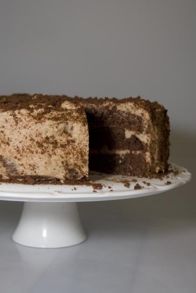 Zdjęcie - Ciasto czekoladowe z chałwą - Przepisy kulinarne ze zdjęciami
