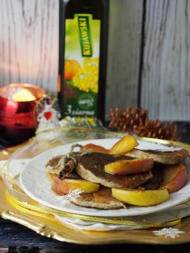 Zdjęcie - Cynamonowe placuszki z jabłkami - Przepisy kulinarne ze zdjęciami