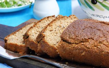 Zdjęcie - Dietetyczny chleb bez mąki - Przepisy kulinarne ze zdjęciami