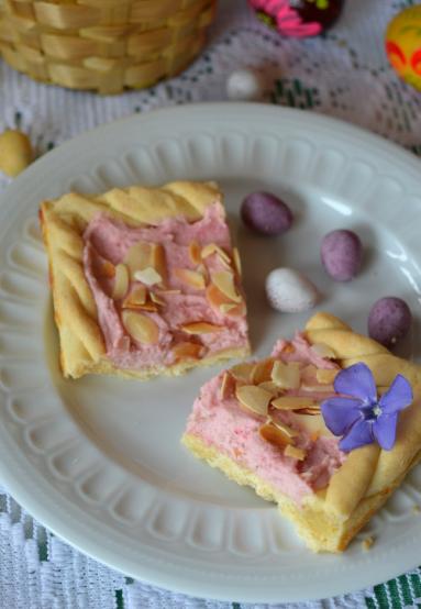 Zdjęcie - Mazurek  różany - Przepisy kulinarne ze zdjęciami
