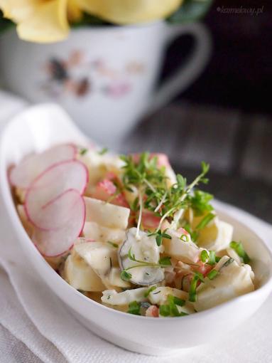 Zdjęcie - Sałatka jajeczna z paluszkami krabowymi / Egg salad with crab sticks - Przepisy kulinarne ze zdjęciami