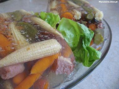 Zdjęcie - Szynka w galarecie z  warzywami  - Przepisy kulinarne ze zdjęciami