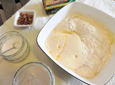 Zdjęcie - Ciasto drożdżowe Babci Asi - Przepisy kulinarne ze zdjęciami