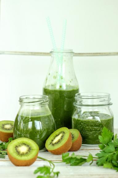 Zdjęcie - Zielony koktajl zdrowia - Przepisy kulinarne ze zdjęciami