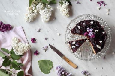 Zdjęcie - Odwrócone ciasto z jagodami - Przepisy kulinarne ze zdjęciami