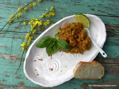 Zdjęcie - Guacamole z suszonymi pomidorami - Przepisy kulinarne ze zdjęciami