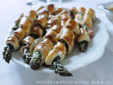 Zdjęcie - gorąca przystawka ze szparagów - Przepisy kulinarne ze zdjęciami