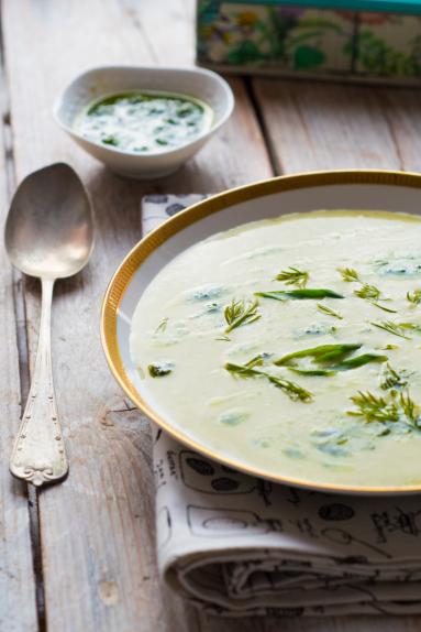 Zdjęcie - Zielona zupa warzywna z oliwą koperkową - Przepisy kulinarne ze zdjęciami