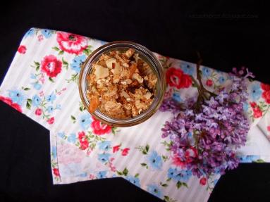 Zdjęcie - Prażona kasza jaglana w granoli. I majowe burze - Przepisy kulinarne ze zdjęciami