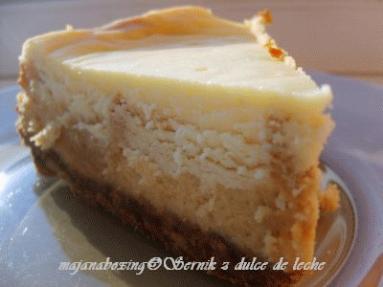 Zdjęcie - Sernik z dulce de leche  - Przepisy kulinarne ze zdjęciami