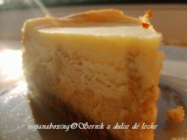 Zdjęcie - Sernik z dulce de leche  - Przepisy kulinarne ze zdjęciami