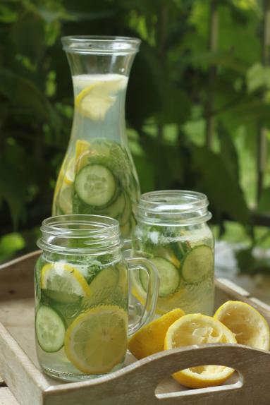 Zdjęcie - Lemoniada ogórkowa - Przepisy kulinarne ze zdjęciami