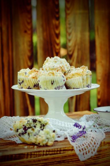 Zdjęcie - Kokosowe muffinki jagodowe - Przepisy kulinarne ze zdjęciami