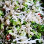Zdjęcie - Quinoa z brokułem - Przepisy kulinarne ze zdjęciami