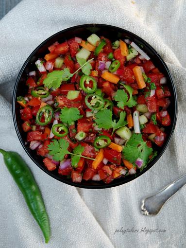 Zdjęcie - Indyjska sałatka pomidorowa (Pomidorowy Kachumber) - Przepisy kulinarne ze zdjęciami