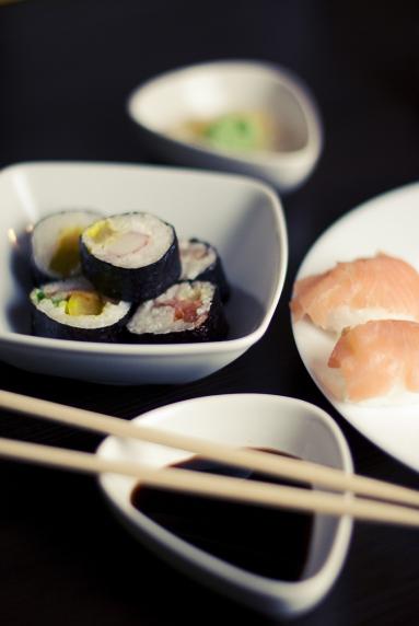 Zdjęcie - sushi – adaptacja, czyli California Roll - Przepisy kulinarne ze zdjęciami